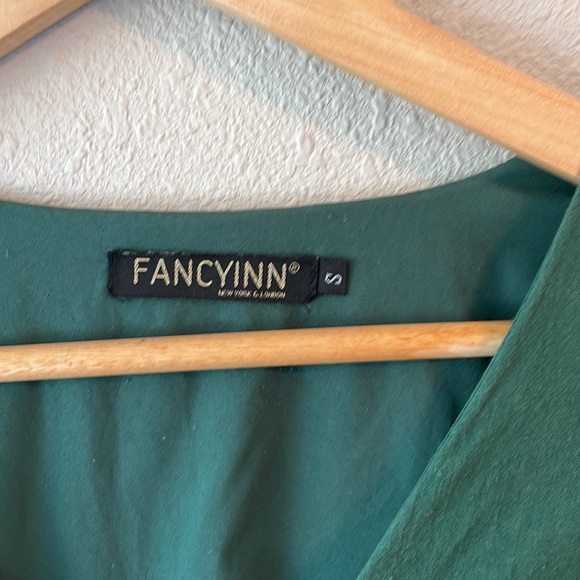 3/4 Sleeve Green Babydoll V Neck Tiered Dress - Picture 5 of 5